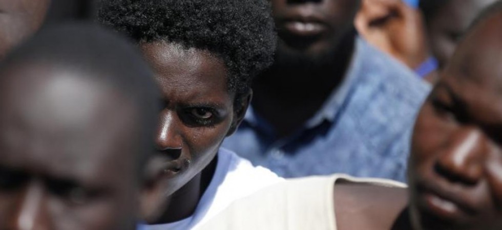 Una raccolta firme per superare la legge Bossi-Fini, Mandacarù e Altromercato scendo in campo per promuovere accoglienza